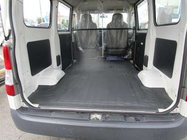 Toyota Light Ace Van 8