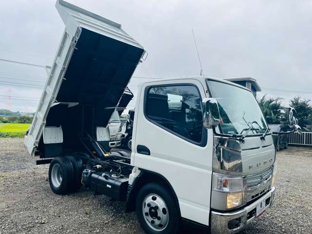 Mitsubishi Fuso Canter 11