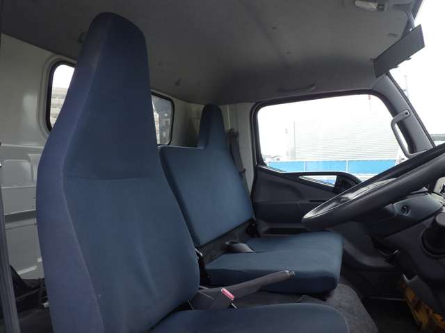 Mitsubishi Fuso Canter 10
