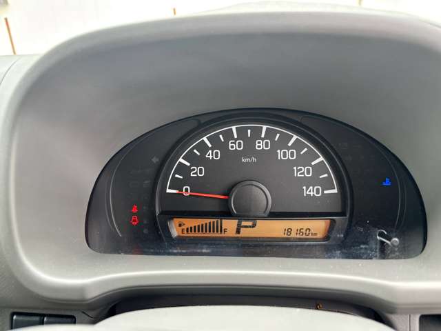Nissan NV100 Clipper 7