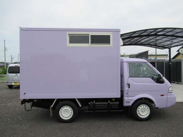 Mazda Bongo Truck 11