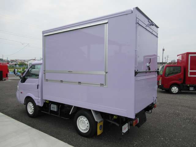 Mazda Bongo Truck 8