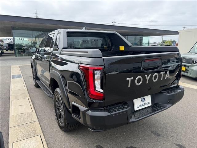 Toyota Hilux 8