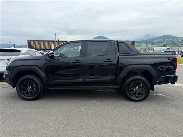 Toyota Hilux 9