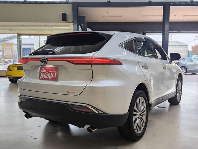 Toyota Harrier 11