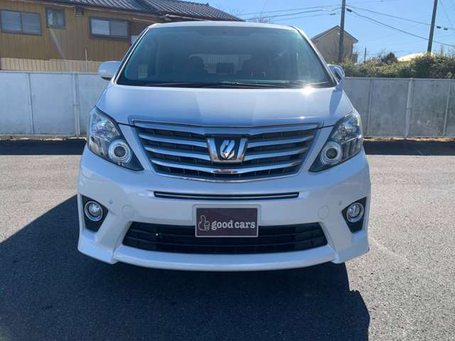 Toyota Alphard 3