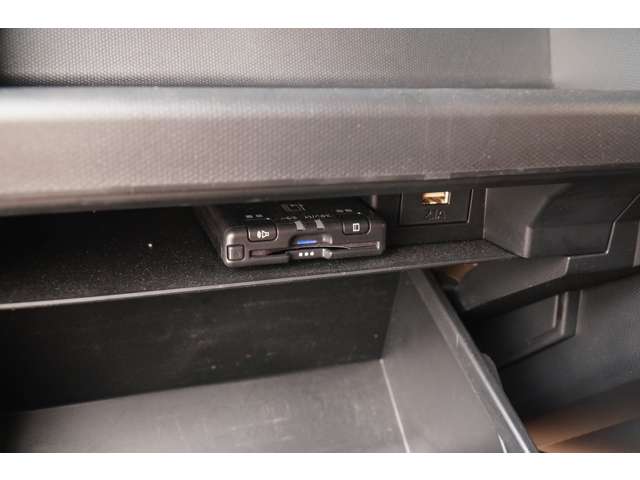 Daihatsu Taft 11