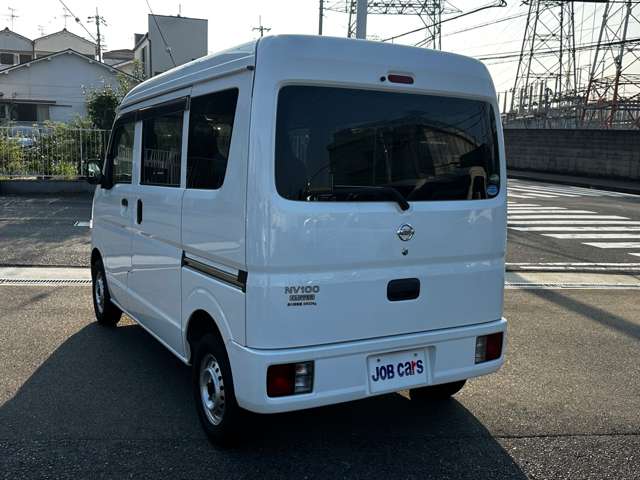 Nissan NV100 Clipper 4
