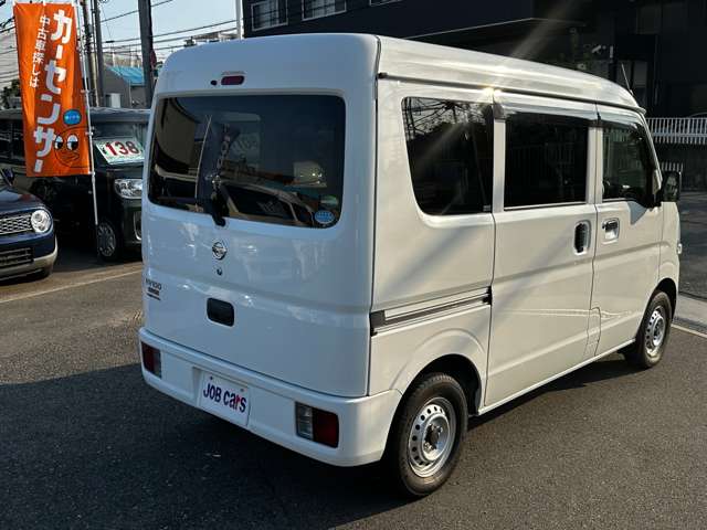 Nissan NV100 Clipper 6