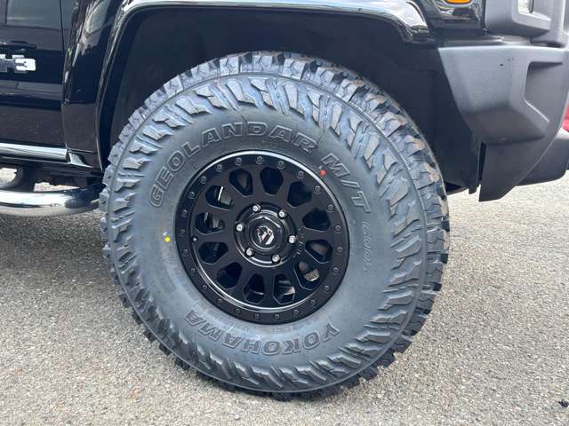 Hummer H3 9