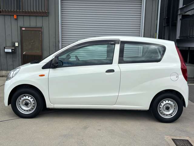 Daihatsu Mira 7
