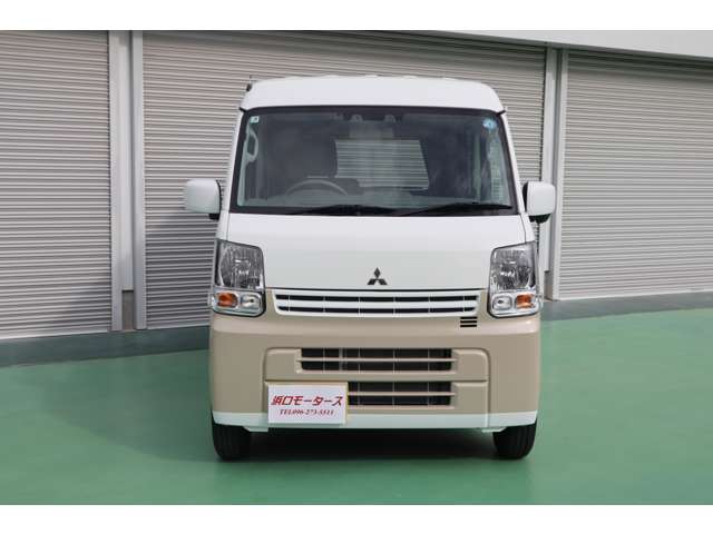 Mitsubishi Minicab Van 3