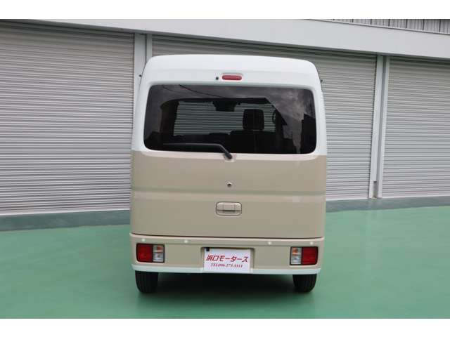 Mitsubishi Minicab Van 7