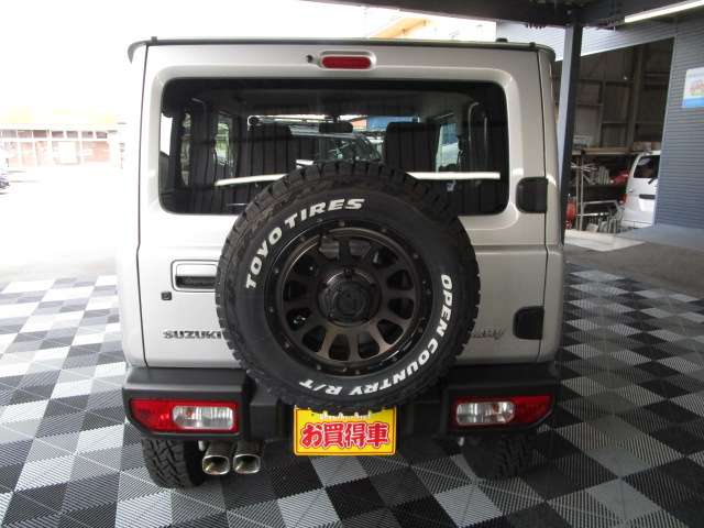 Suzuki Jimny 6