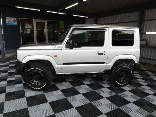Suzuki Jimny 8