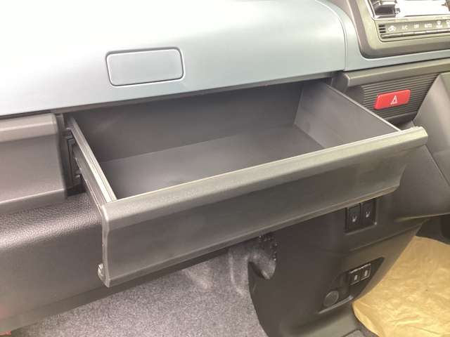Suzuki Spacia Base 12
