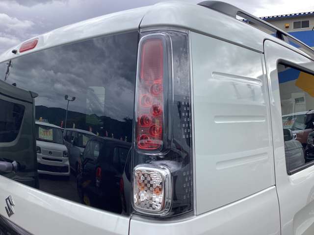 Suzuki Spacia Base 6