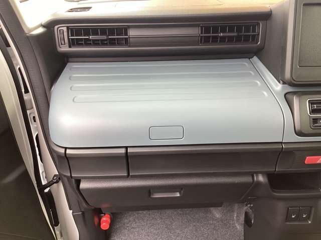 Suzuki Spacia Base 9