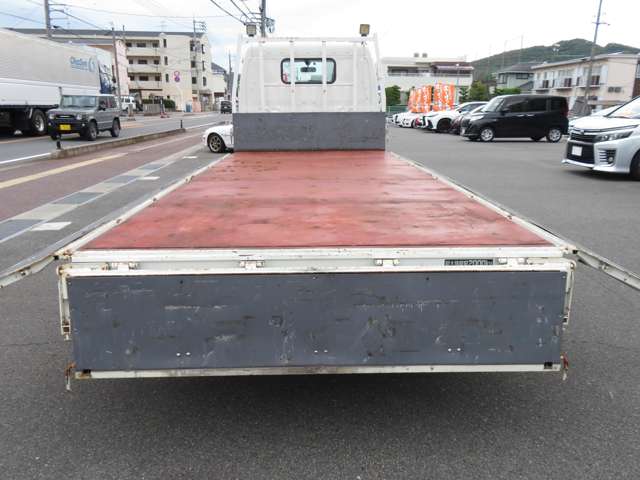 Hino Dutro 11