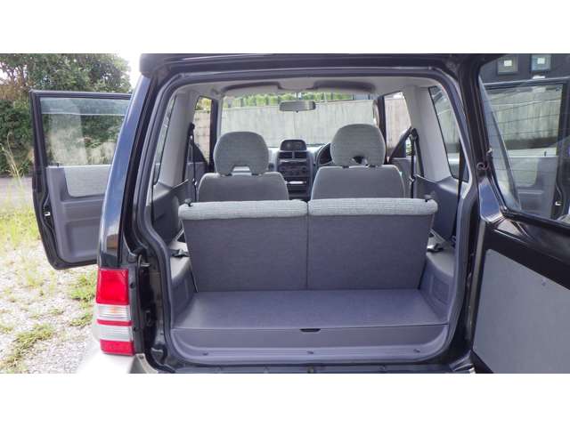 Mitsubishi Pajero Junior 11