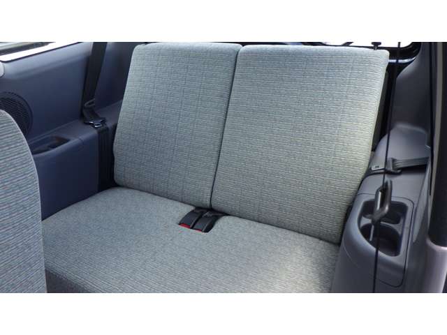 Mitsubishi Pajero Junior 10