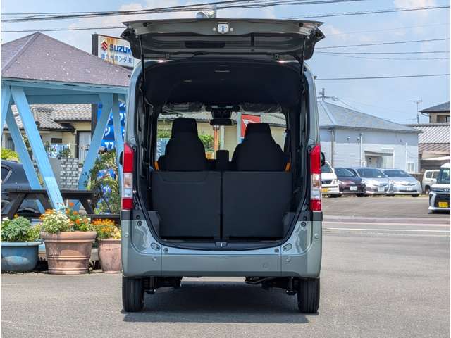 Honda N-VAN 9