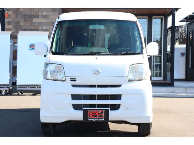 Daihatsu Hijet Cargo 6