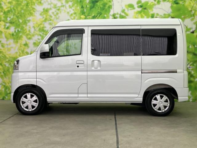 Daihatsu Hijet Cargo 5