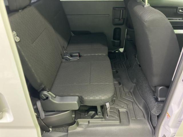 Daihatsu Hijet Cargo 7