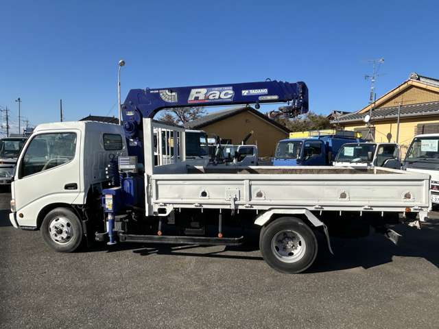 Hino Dutro 8