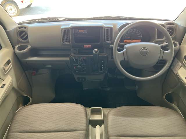 Nissan NV100 Clipper 4