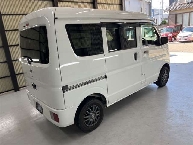 Nissan NV100 Clipper 10