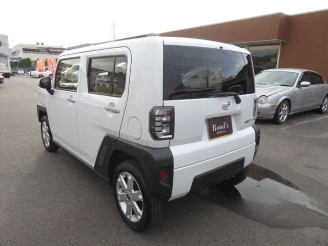 Daihatsu Taft 8