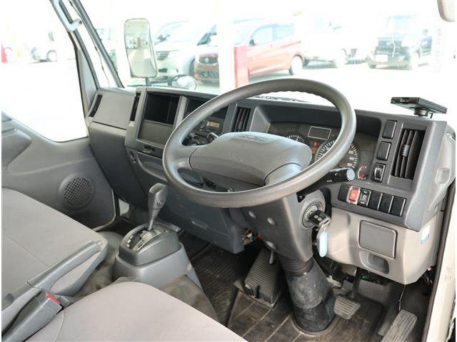 Isuzu Elf 4