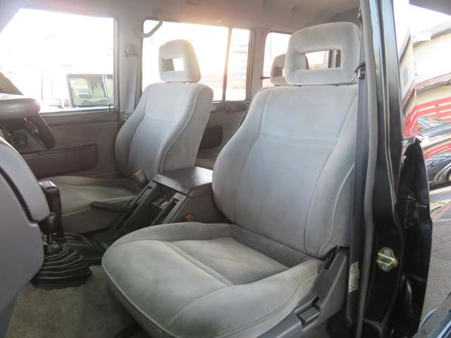 Nissan Safari 11
