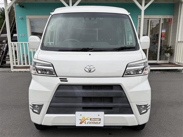 Toyota Pixis Van 12