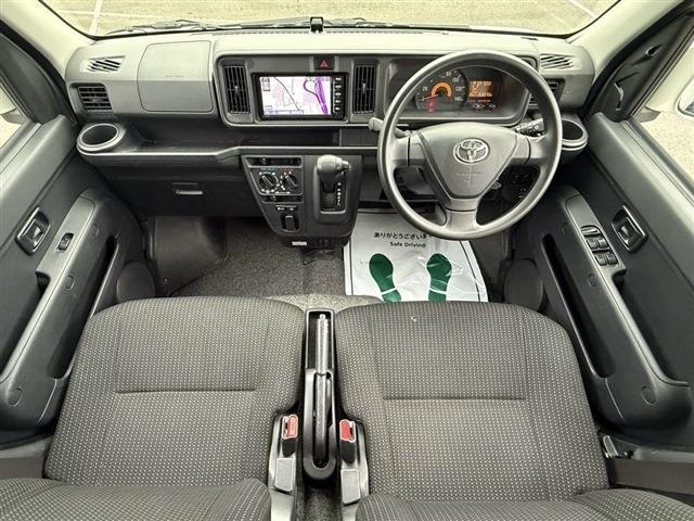 Toyota Pixis Van 2