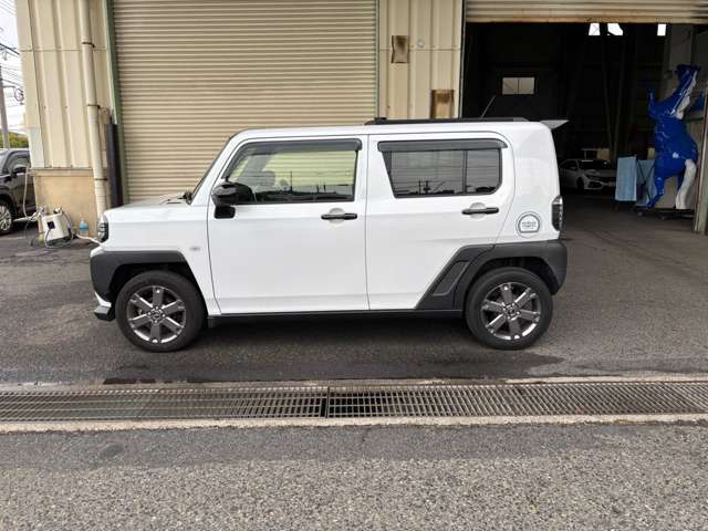 Daihatsu Taft 9
