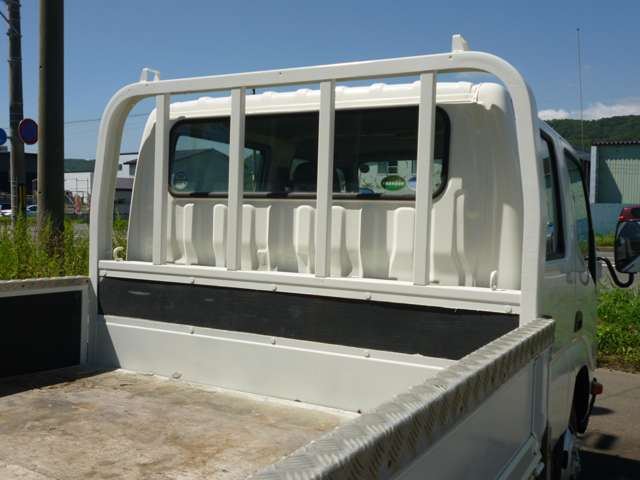 Hino Dutro 11