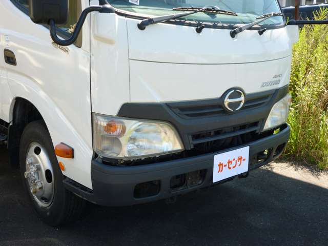 Hino Dutro 4