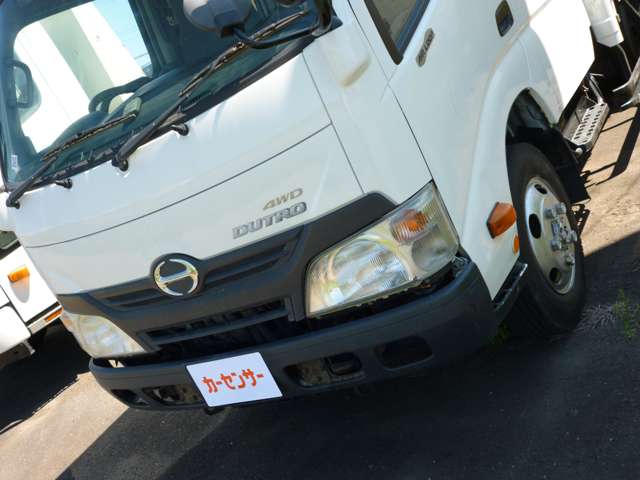 Hino Dutro 5