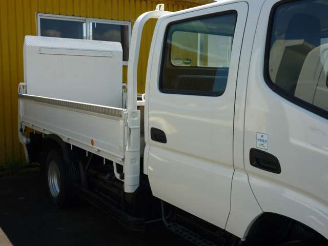 Hino Dutro 6