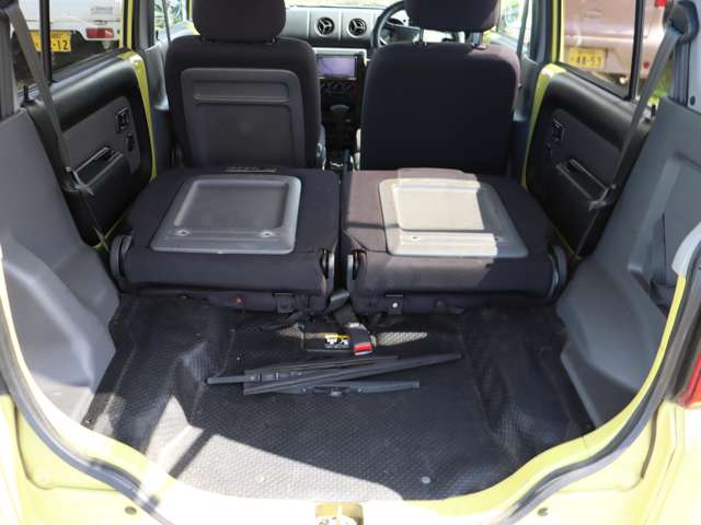 Daihatsu ネイキッド 6