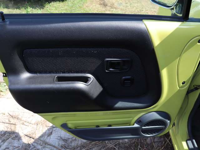 Daihatsu ネイキッド 10