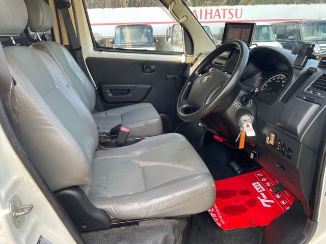Toyota Light Ace Van 12
