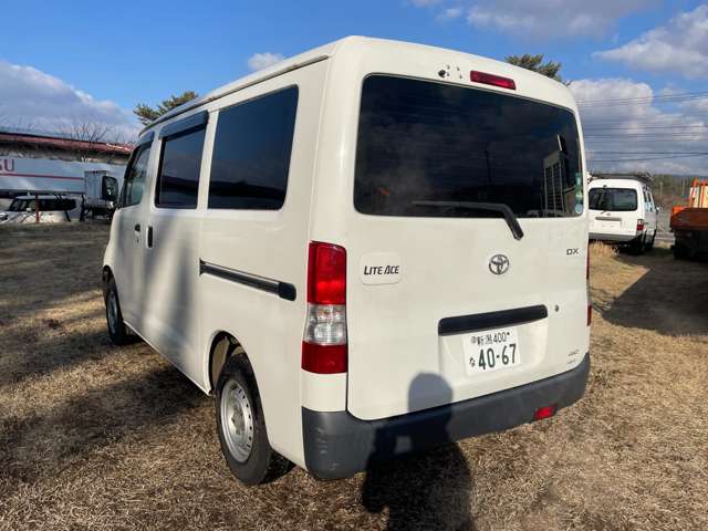 Toyota Light Ace Van 5