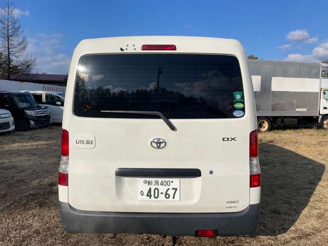 Toyota Light Ace Van 6