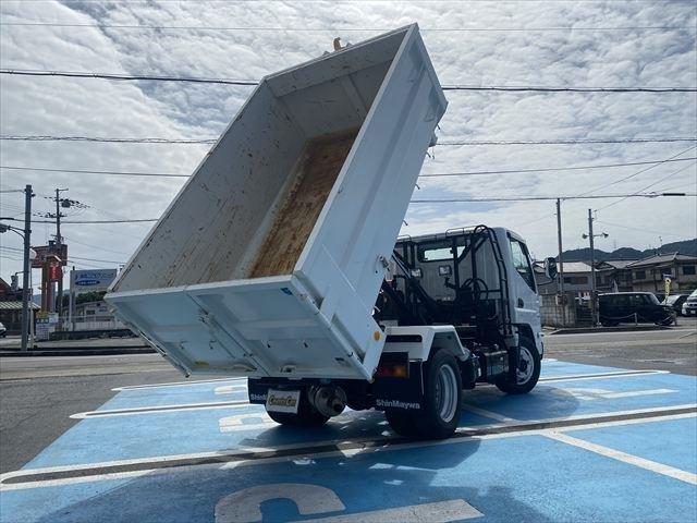 Mitsubishi Fuso Canter 12