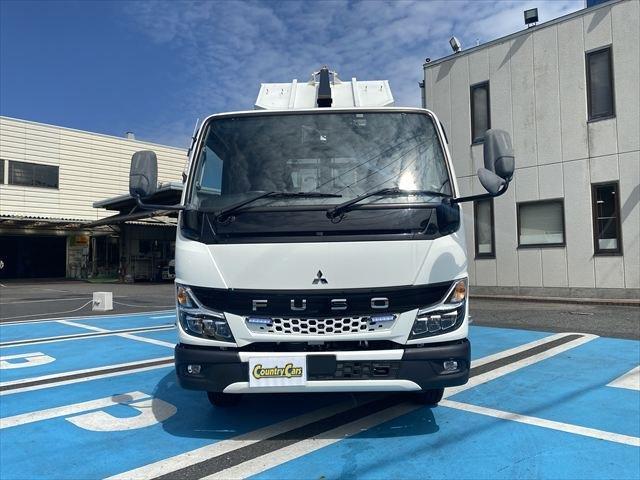 Mitsubishi Fuso Canter 6