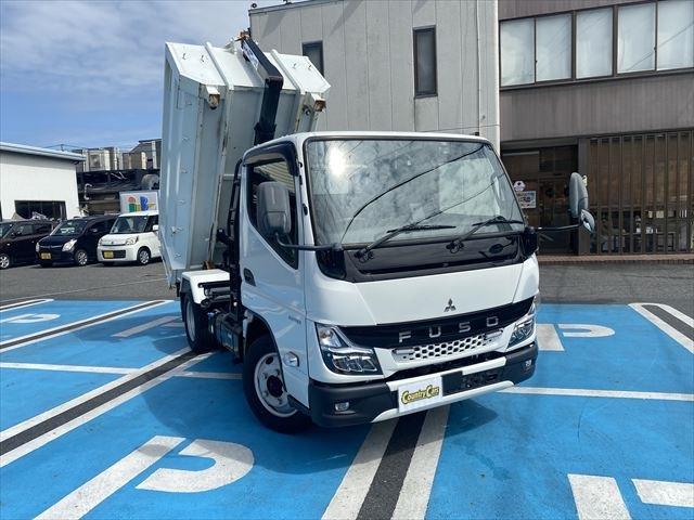 Mitsubishi Fuso Canter 9
